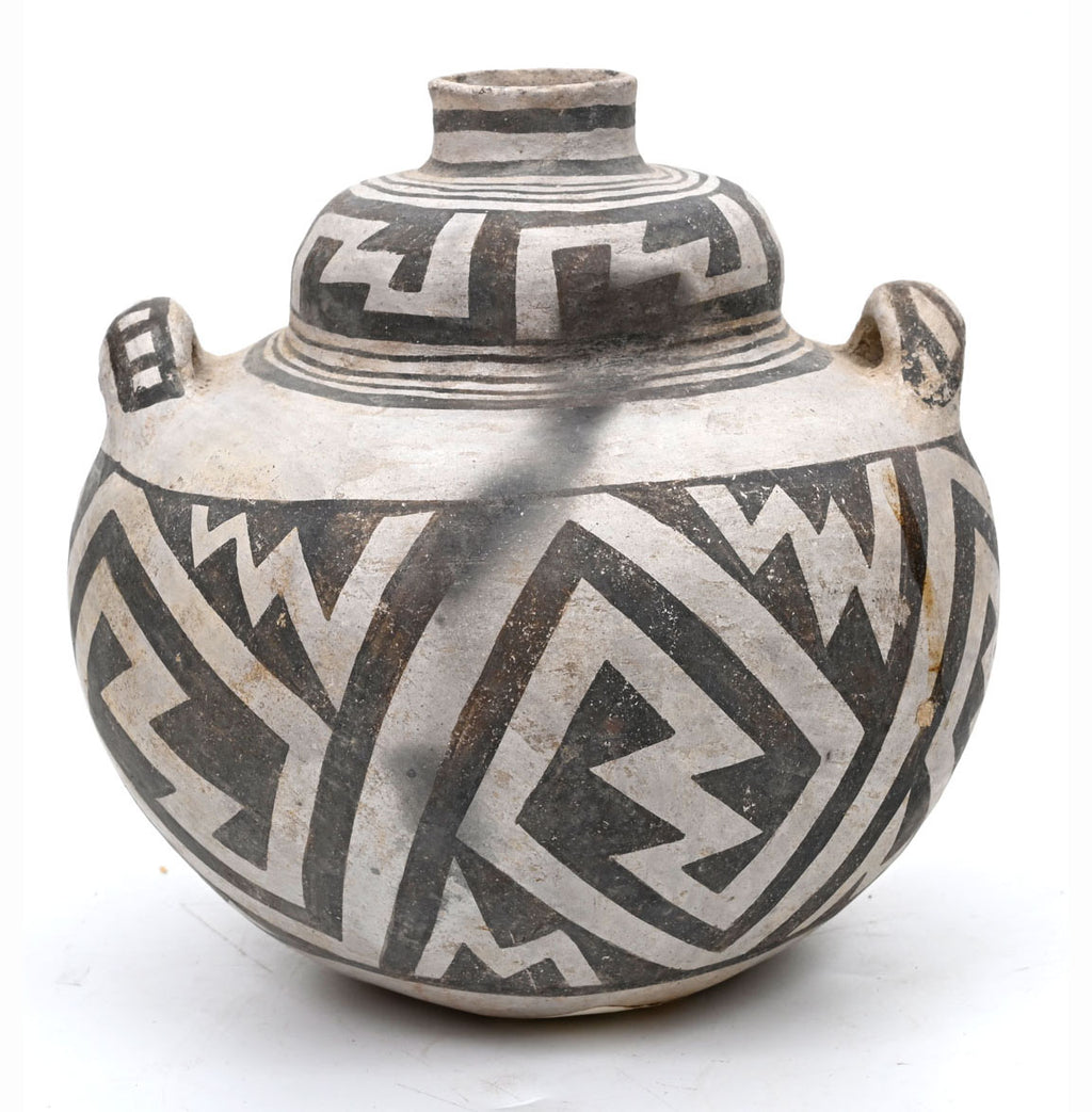 Anasazi  Black-on-White Pottery Jar
