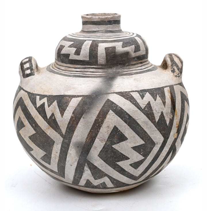 Anasazi  Black-on-White Pottery Jar