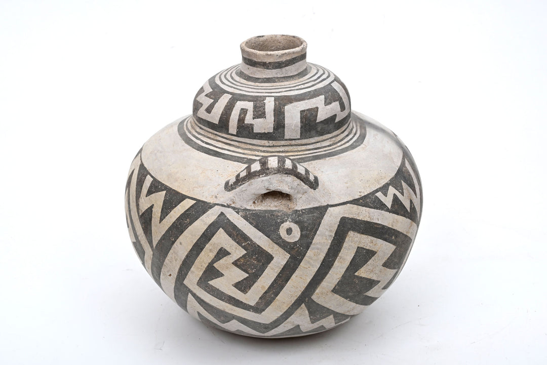 Anasazi  Black-on-White Pottery Jar