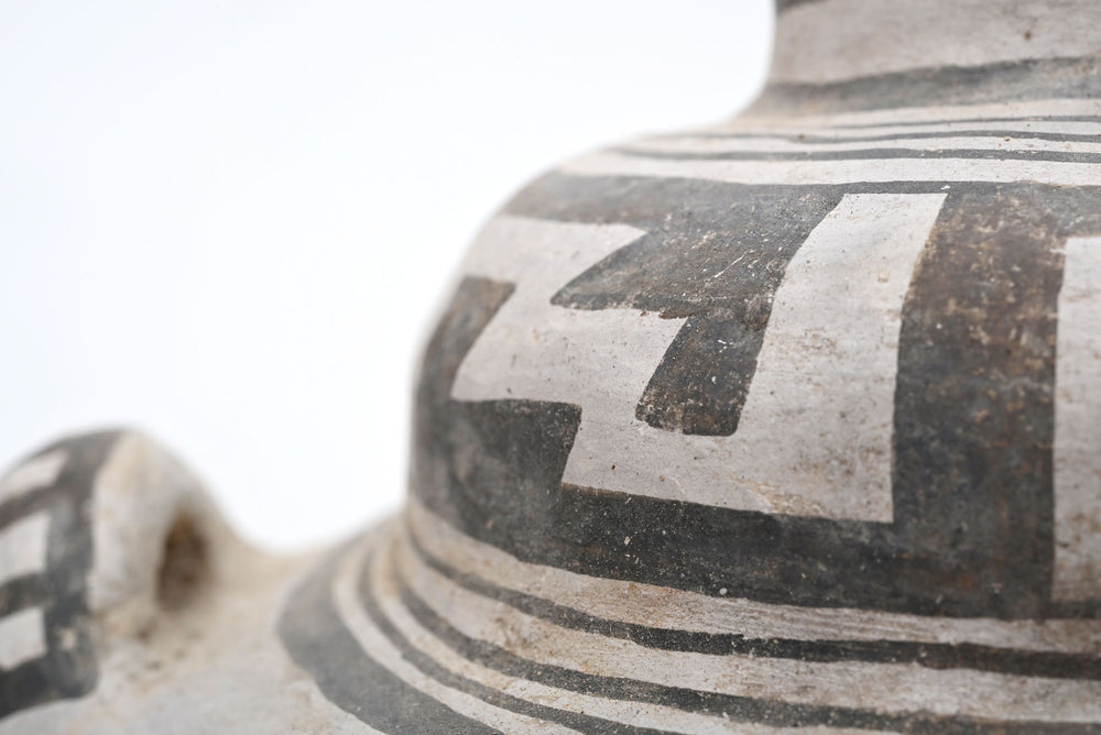 Anasazi  Black-on-White Pottery Jar