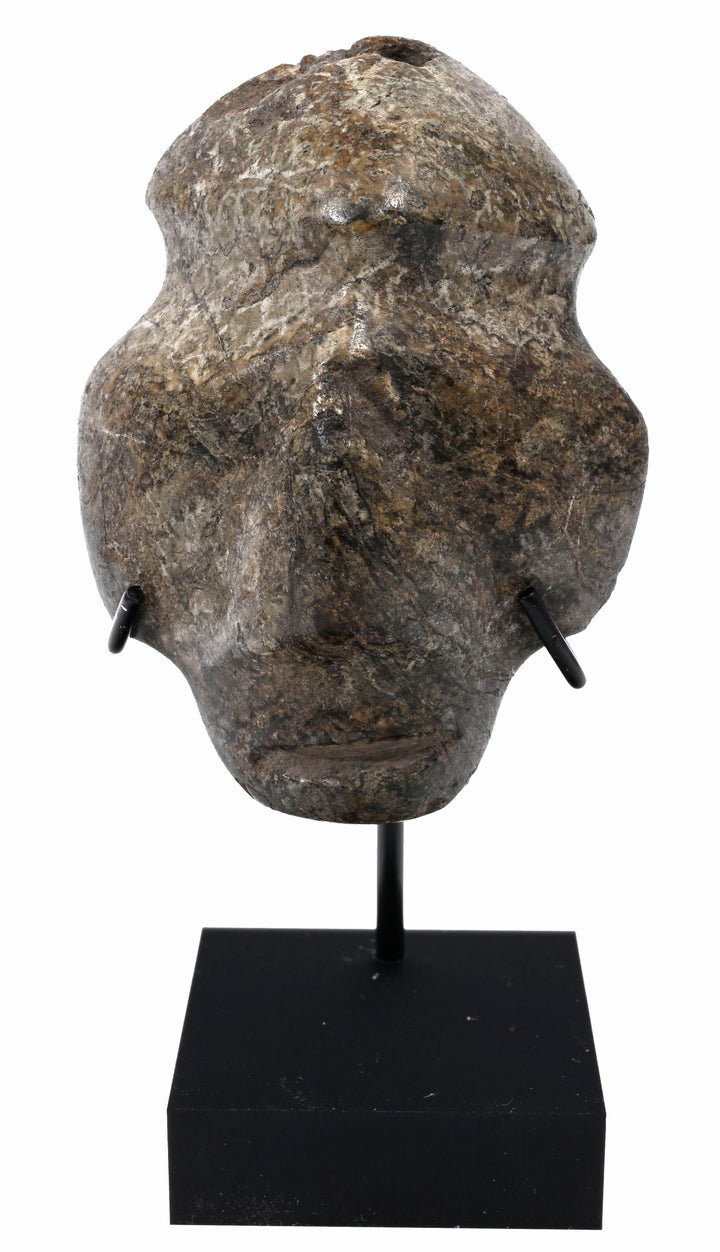 Mezcala Dark Andesite or Basalt-type stone Pendent Masket