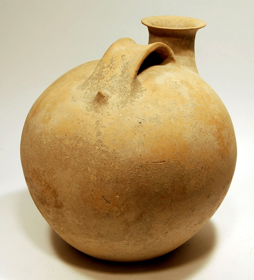Canosan Monumental Pottery Askos