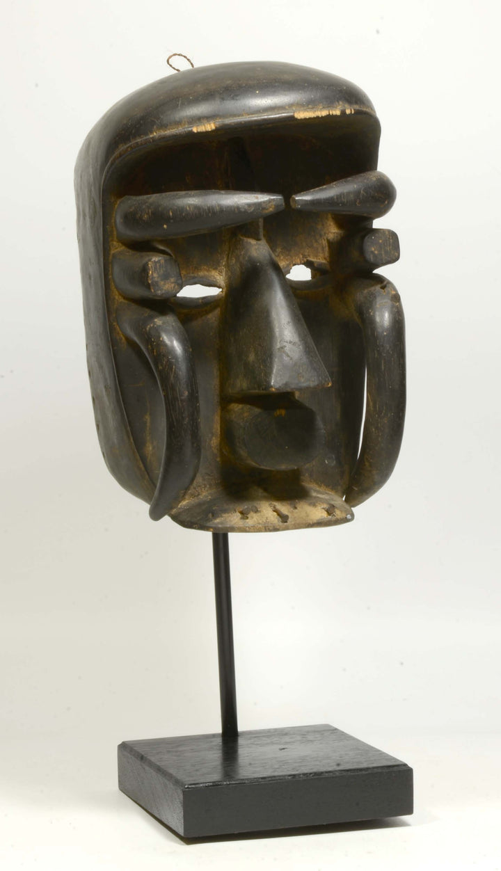 African Wood Carved Bete Mask