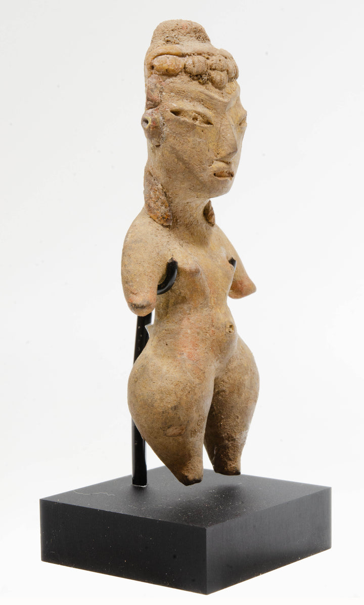 Tlatilco Standing Pottery “Pretty Lady” D1 Type Female