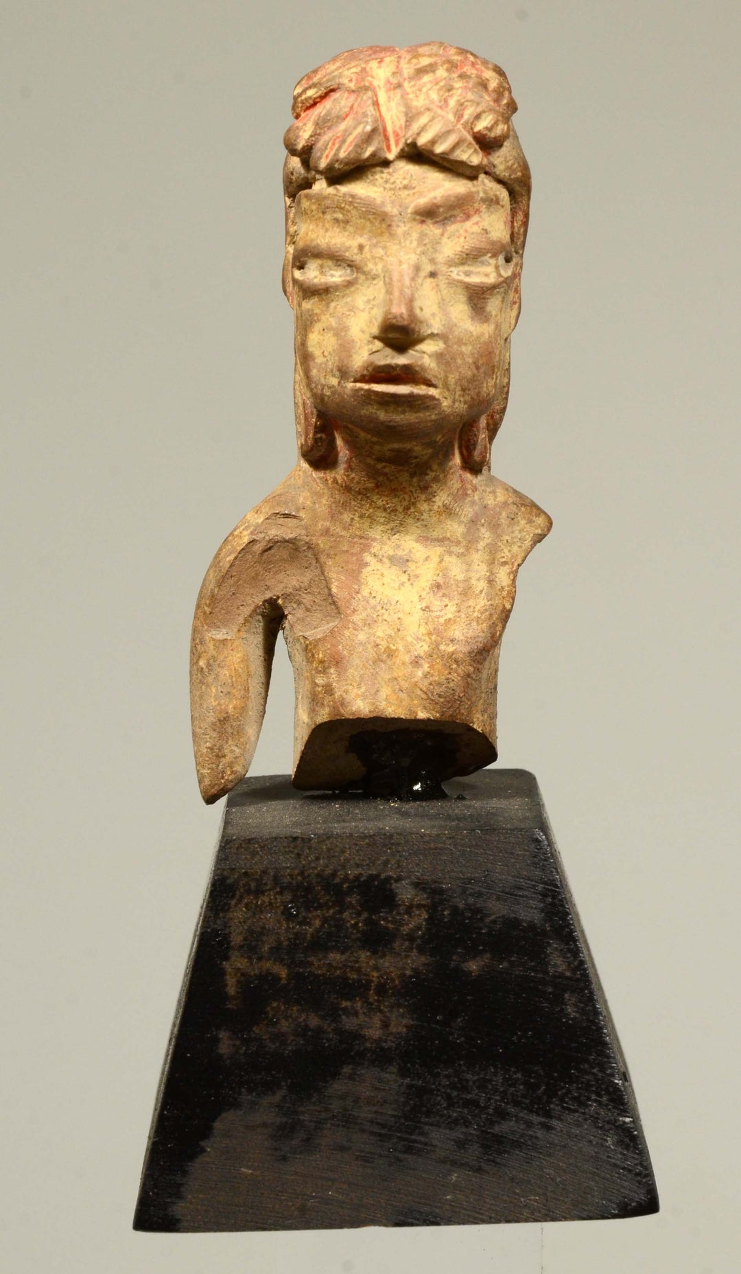 Pre-Columbian Tlatilco Pottery “Pretty Lady” Bust