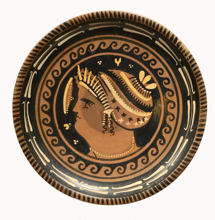 Apulian Red Figure Plate with Lady of Fashion