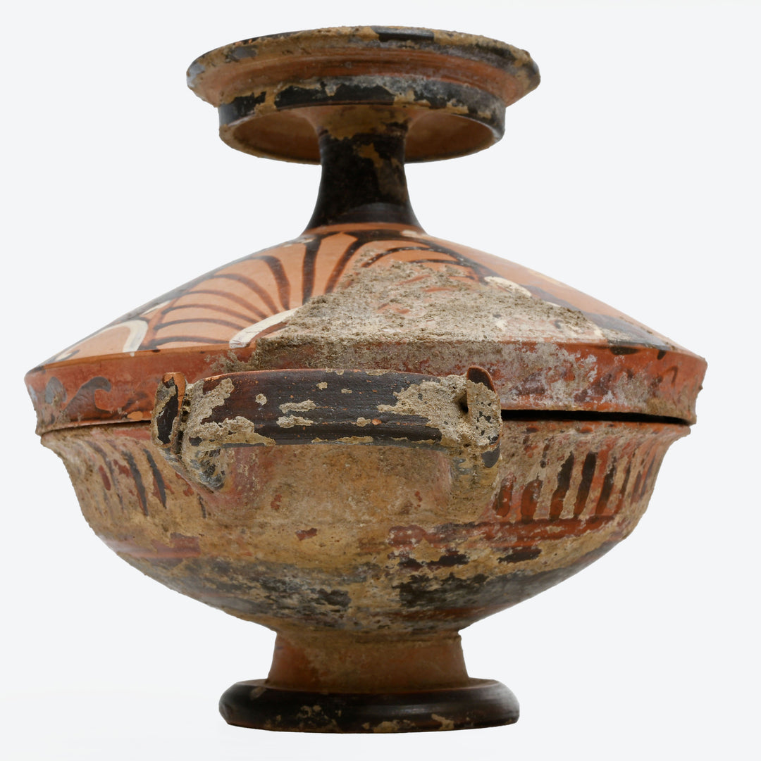 Apulian Red Figure Covered Lekanis
