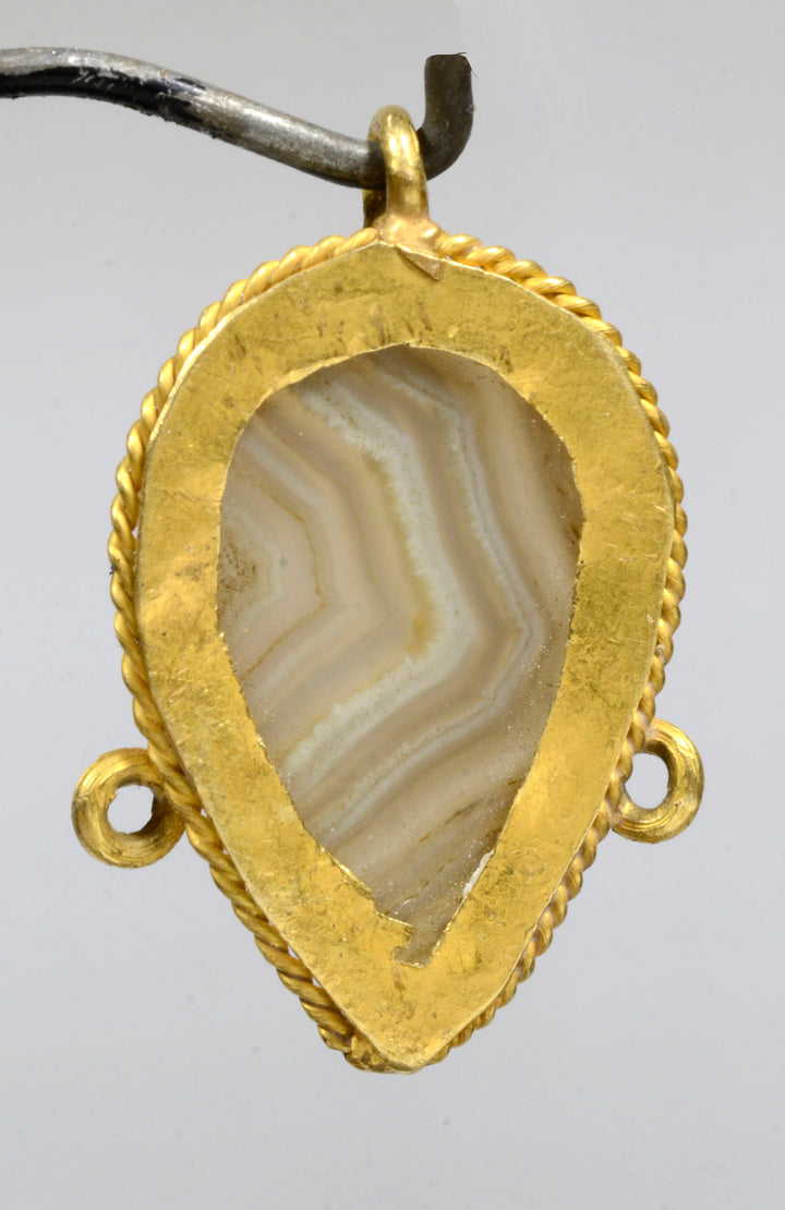 Ancient Roman Banded Agate & Gold Pendant