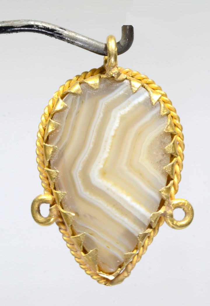Ancient Roman Banded Agate & Gold Pendant