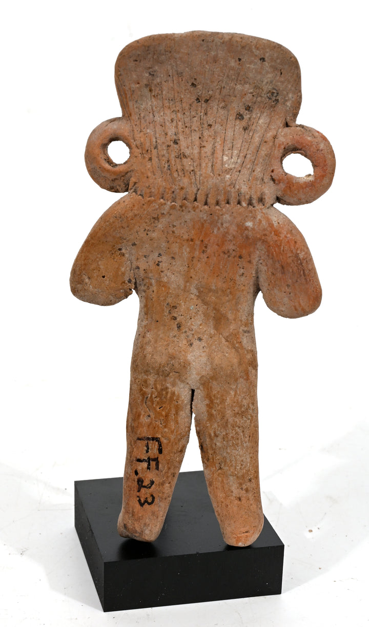 Michoacán Standing Pretty Lady Figure