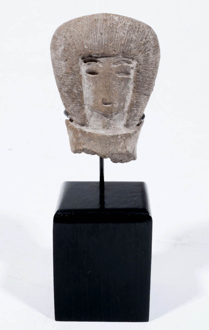 Valdivian Terracotta Bust of ‘Venus’