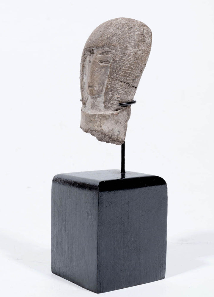 Valdivian Terracotta Bust of ‘Venus’