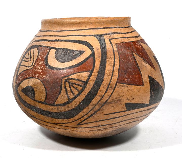 Casas Grandes Ramos Polychrome Olla