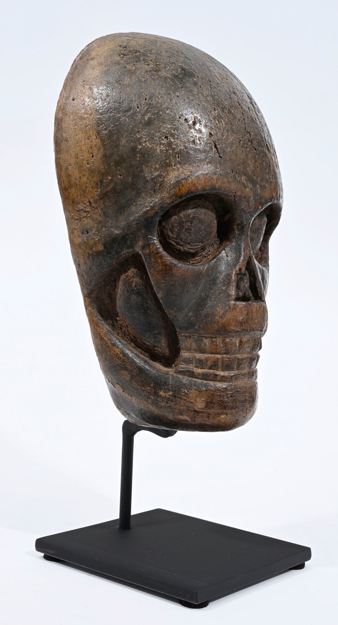 Philippine Taka Papier-Mâché Skull Mold