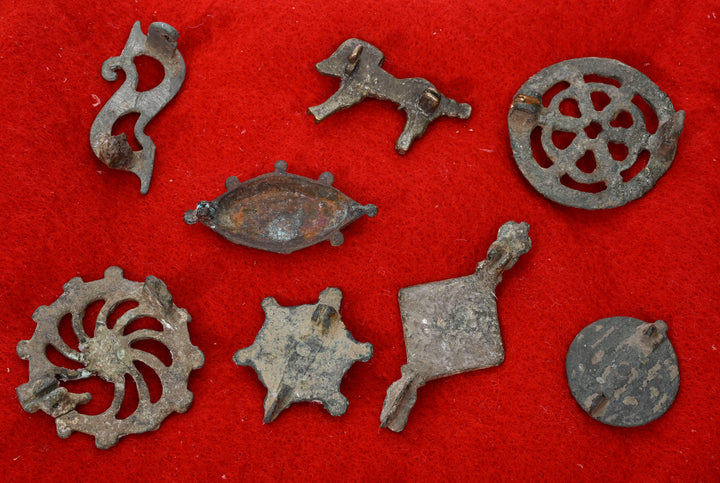 Eight Ancient Romano-British  Bronze Brooches/ Fibula in Case