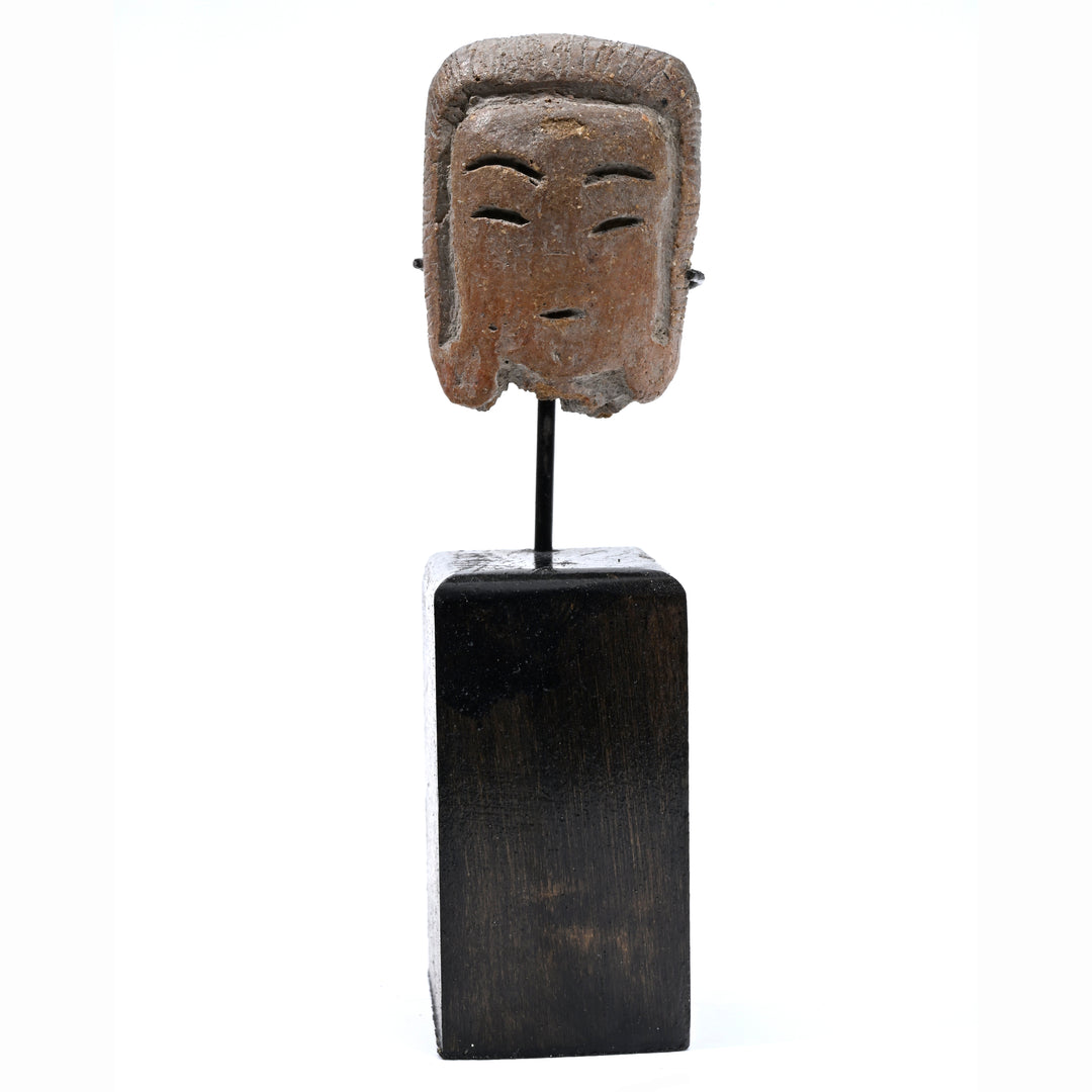Valdivian Terracotta Head of ‘Venus’