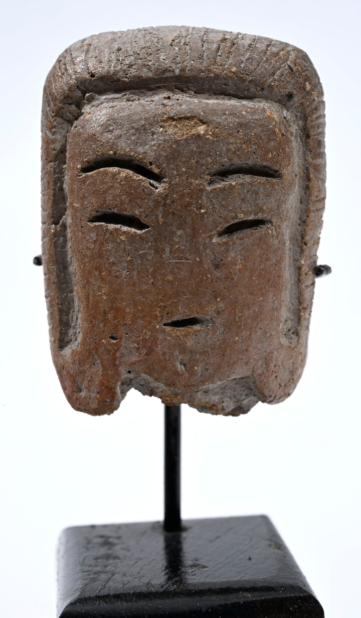 Valdivian Terracotta Female ‘Venus’ Head