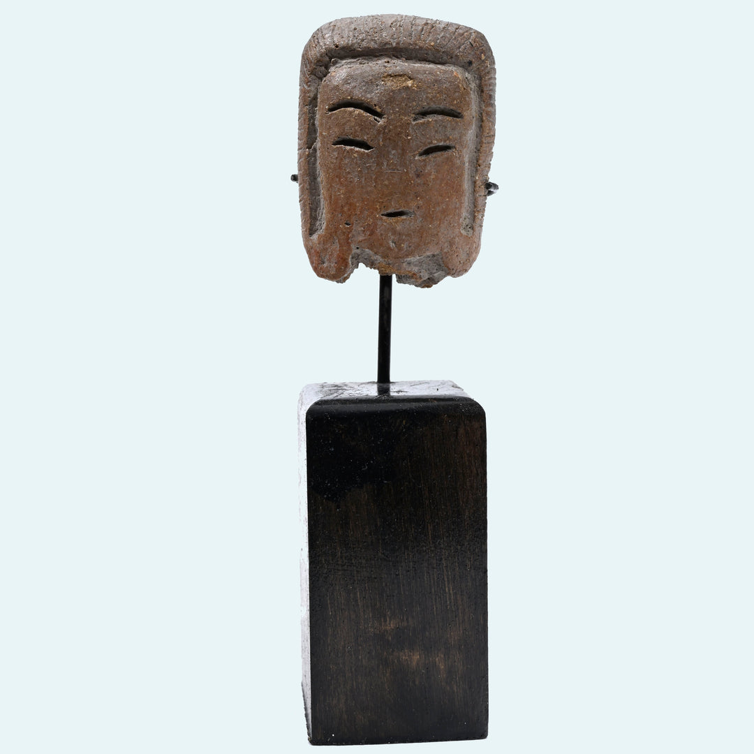 Valdivian Terracotta Female ‘Venus’ Head