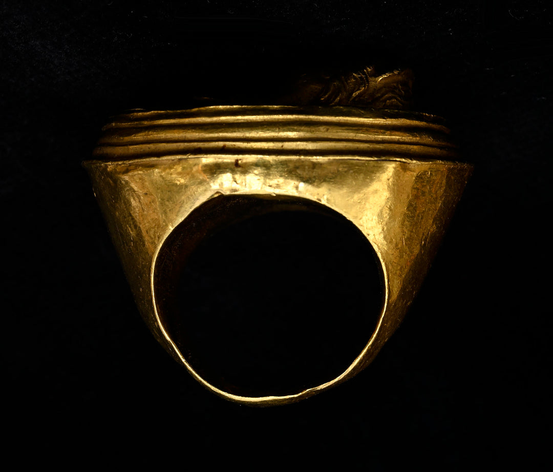 Hellenistic Gold Finger Ring