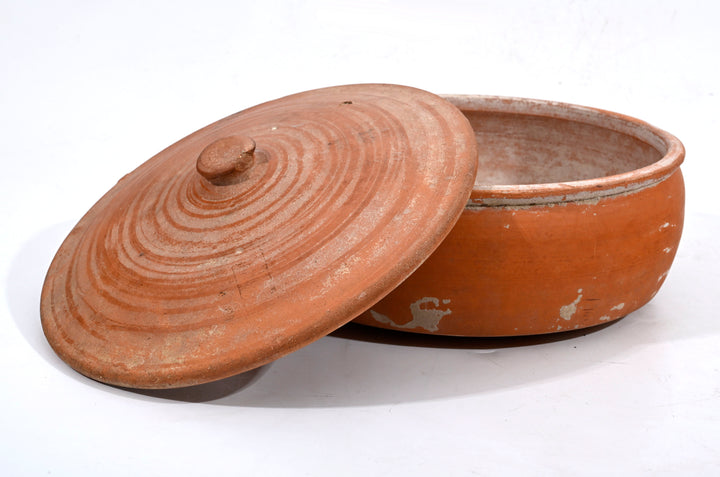 Roman Terra Sigulata Pottery Covered Vessel