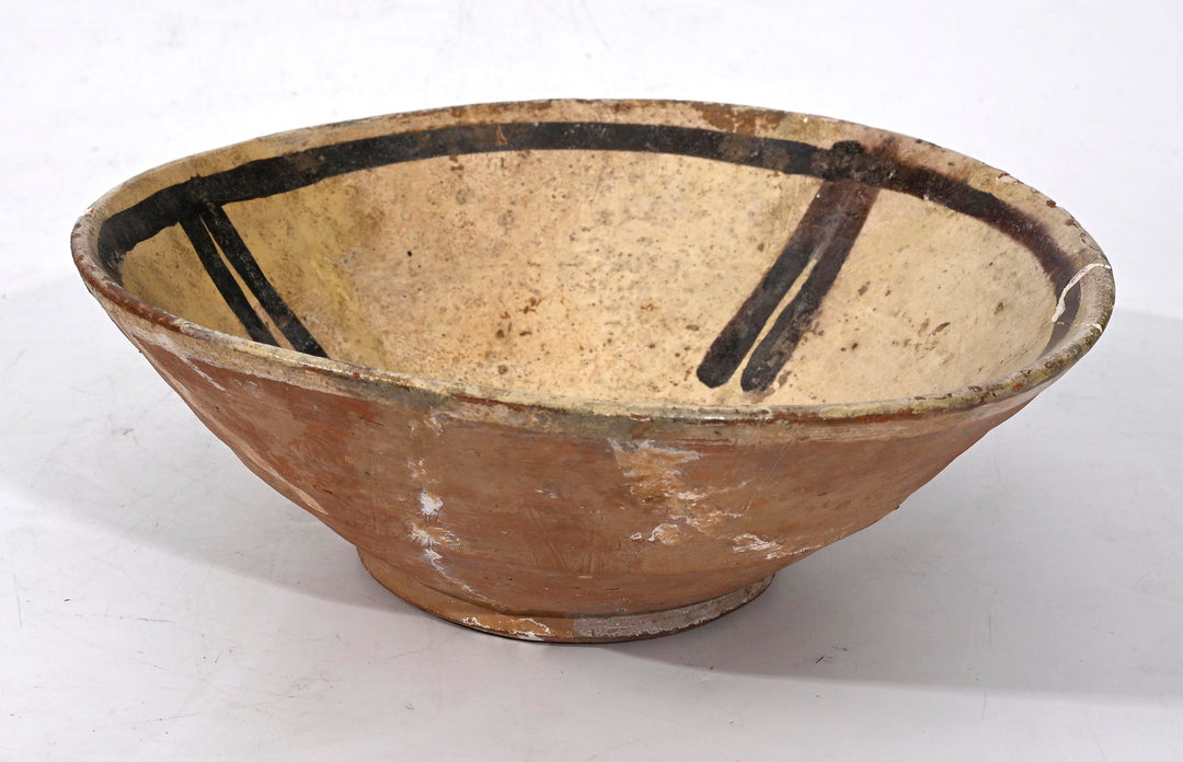 Nishapur Samanid Slip-Painted Earthenware Bow